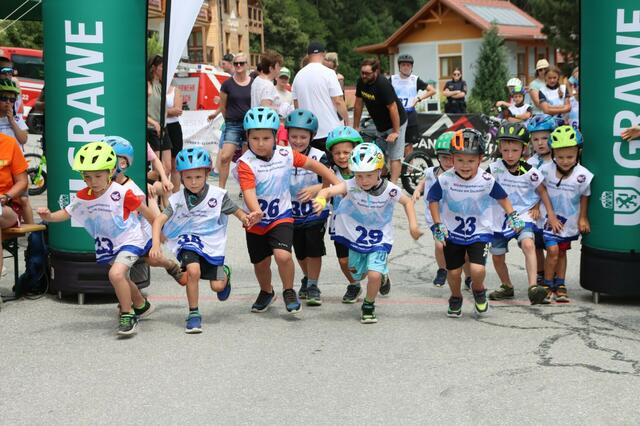 Bereits die Kleinsten zeigten großen Ehrgeiz und legten sich ordentlich ins Zeug. | Foto: KK