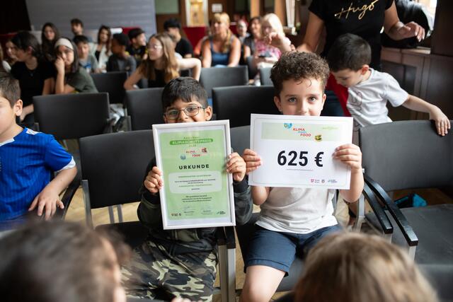"Wir haben gewonnen", freuten sich die Kleinen des Kindergarten Raxstraße ganz groß. | Foto: Fernando Nigra