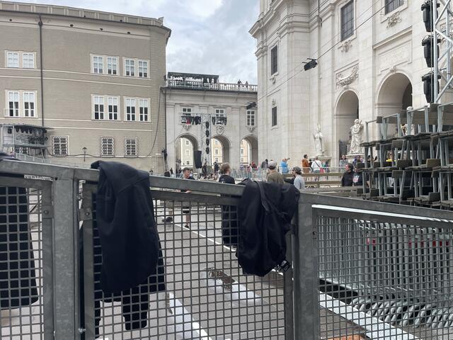 Blick auf eine Kunstbaustelle. | Foto: Martin Schöndorfer, 2024