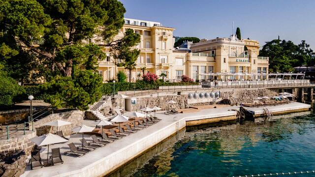 Das Hotel Kvarner gilt als Juwel der Liburnia Riviera Hotels und wurde als erstes Hotel an der kroatischen Adria 1884 eröffnet. | Foto: Liburnia Riviera Hotels