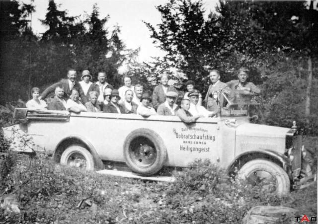 Dieser „Cabrio-Bus“ führte einst zum Dobratsch. | Foto: TAÖ
