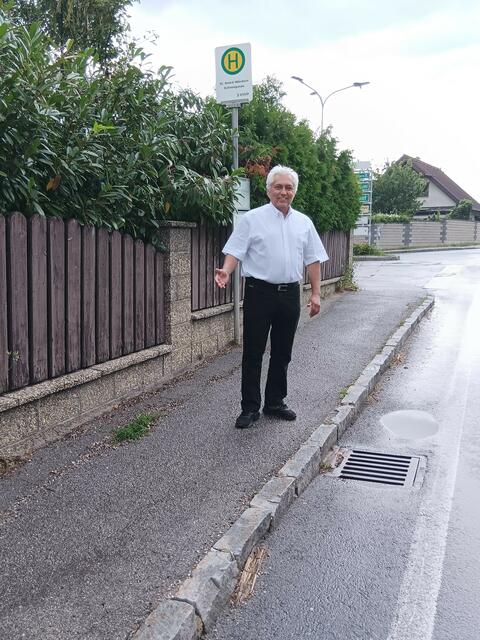 Markus Kolar (FPÖ) kritisiert den Ausbau der Radwege bei kritischer Budgetlage. | Foto: FPÖ
