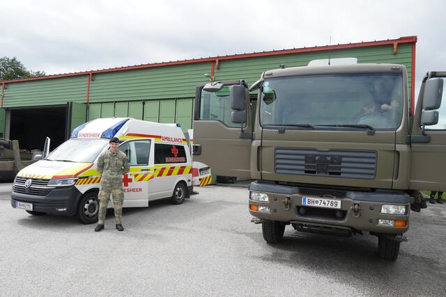 Unterschiedliche Truppen präsentierten sich in Wals. | Foto: Emanuel Hasenauer