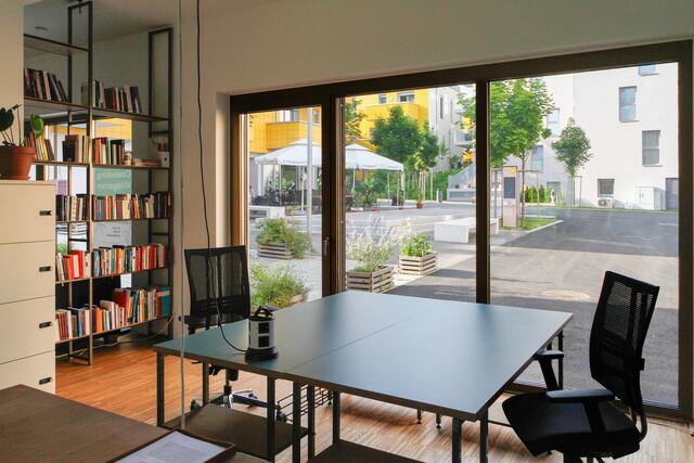 Lichtdurchflutet arbeiten die Co-Worker im Wildgarten. | Foto: Helene Weber-Köpf