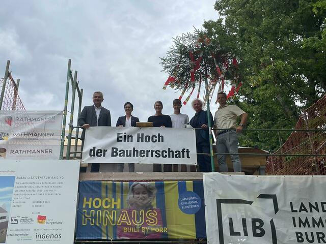 Die Dachgleichenfeier wurde am 4. Juli zelebriert. | Foto: Jessica Geyer