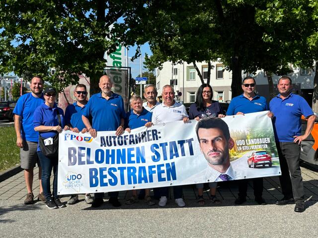 Martin Sohm, Marion Mladik, Erik Bamberzky, Wolfgang Zistler, Karl Cerny, Dietmar Engelmaier, BezPO Abg.zNR Werner Herbert, Kerstin Maucha, BezPO-Stv und Organisator Michael Hornak, Hannes Hübner | Foto: FPÖ Bruck/Leitha