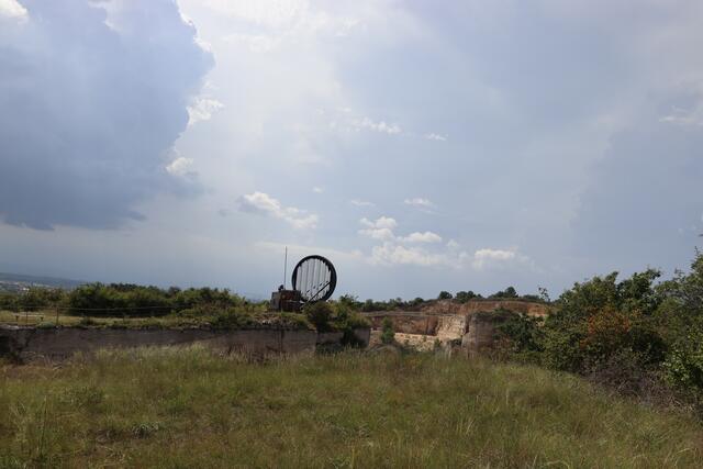 Die Aussicht über die Oper im Steinbruch, kurz bevor man den Eingang zum Backstage-Bereich betritt. | Foto: RMA Triebaumer