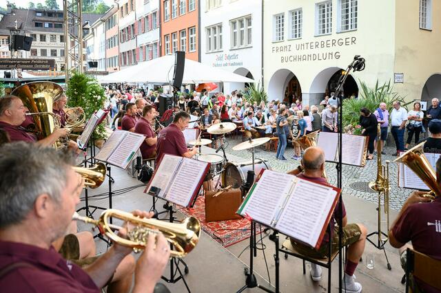 Blasmusik in Feldkirch auf dem Weinfest 2024 | Foto:  Eva Sutter