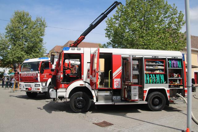 Die Feuerwehr Langenlois muss ihren Fuhrpark modernisieren - und einen alten Unimog durch einen neueren ersetzen.