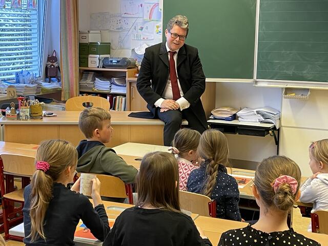 „‚Kunst ist Klasse‘ bietet Schülerinnen und Schülern aus ganz Österreich die Möglichkeit, an neuen, spannenden Projekten unterschiedlicher Kunst- und Kultursparten teilzunehmen", so Bildungsminister Polaschek. | Foto: Ebner