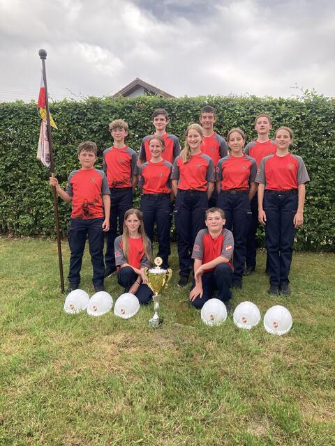Die stolze Jugend der FF St. Peter am Hart. | Foto: FF St. Peter am Hart