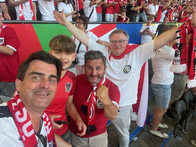 Auch Bürgermeister Christian Gepp jubelte bei einem EM-Spiel. | Foto: Gepp