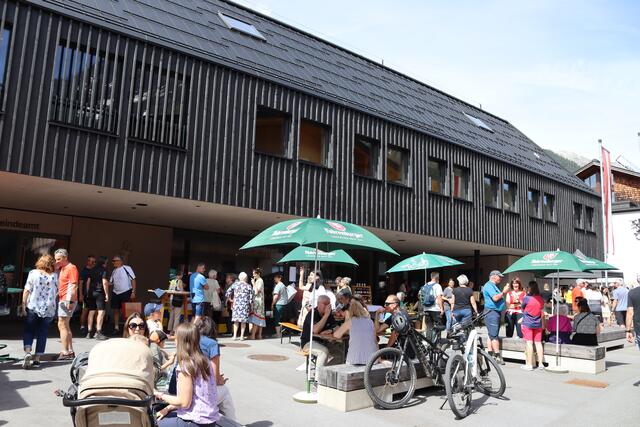 Der erste Pettneuer Markttag am 5. Juli war bestens besucht. 