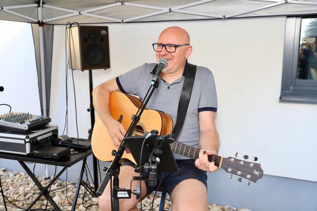Günter „Sheddy“ Schedl sorgte für musikalische Unterhaltung. | Foto: Alfred Mayer