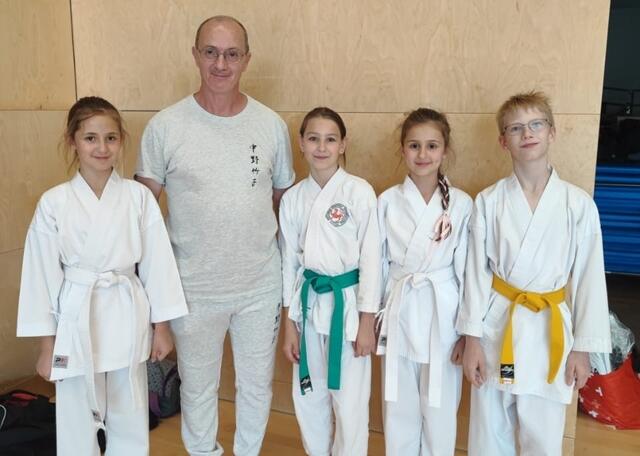 Starke Leistung bei der Österreichischen Meisterschaft: Kseniia Pasulia, Christian Zambach, Amelie Bruckner, Sofiia Pasulia, Liam Redack | Foto: Christian Zambach