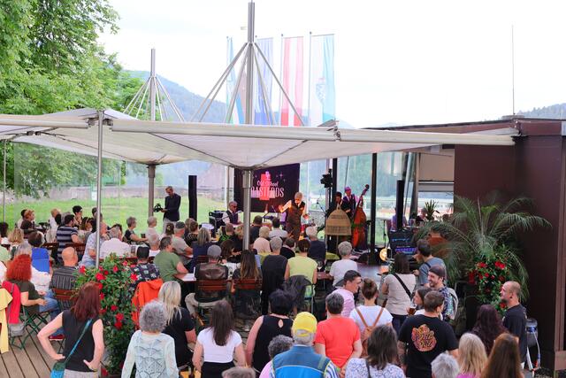 Der Musiksommer am Brucker Schlossberg hat längst begonnen. | Foto: Martin Meieregger