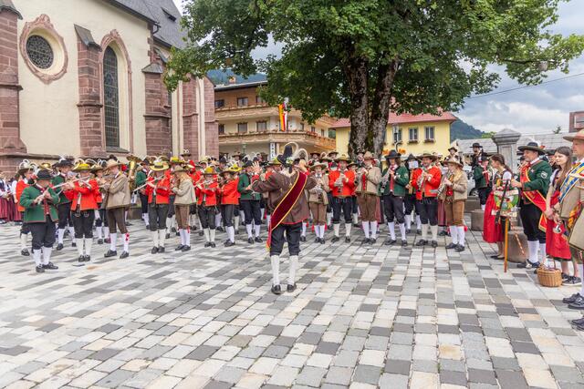 Musiker aller Musikkapellen verzauberten das Publikum mit einer Klangwolke vor dem Gailtaler Dom | Foto: Andreas Lutche