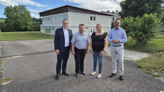 Von links: Vizebürgermeister Manfred Schwarz, Bürgermeister Herbert Fürst, Gemeinderätin Anja Weiermann und Gemeindevorstand Christoph Meisinger. | Foto: ÖVP Engerwitzdorf