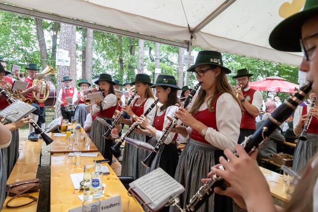 Der Musikverein Trachtenkapelle Markt Allhau lädt zum traditionellen Waldfest mit Frühschoppen. | Foto: Helmuth Pfeiffer