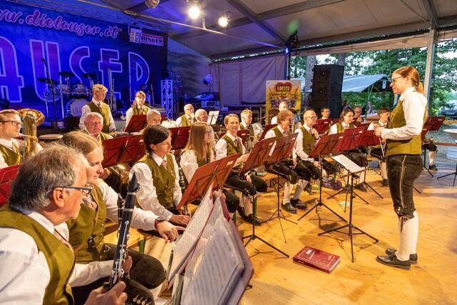 Am Samstag spielen "Die Lauser".
 | Foto: Helmuth Pfeiffer