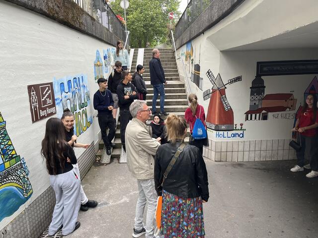 Alle Bewohner und Besucher von Hall sind herzlich eingeladen, die neu gestaltete Unterführung zu besuchen und sich von den vielen bunten Bildern verzaubern zu lassen. | Foto: MS Dr. Posch Hall i. T.