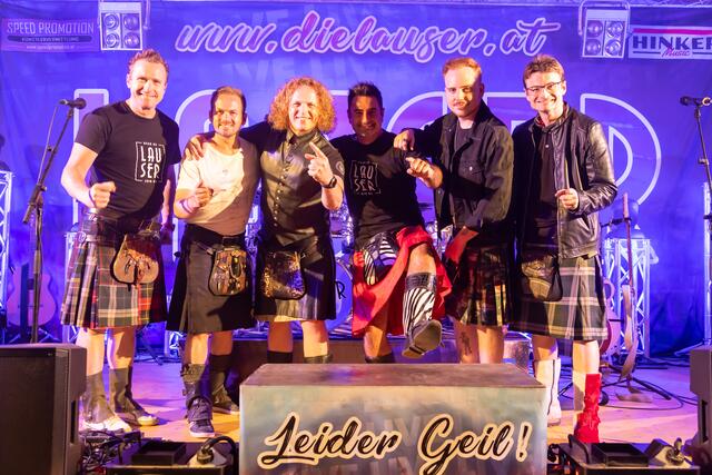 Die Lauser heizen am Samstag musikalisch ein.  | Foto: Helmuth Pfeiffer