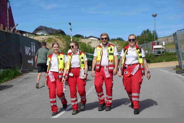 Rotkreuz-Teams im ELF-Einsatz | Foto: Rotes Kreuz Salzburg