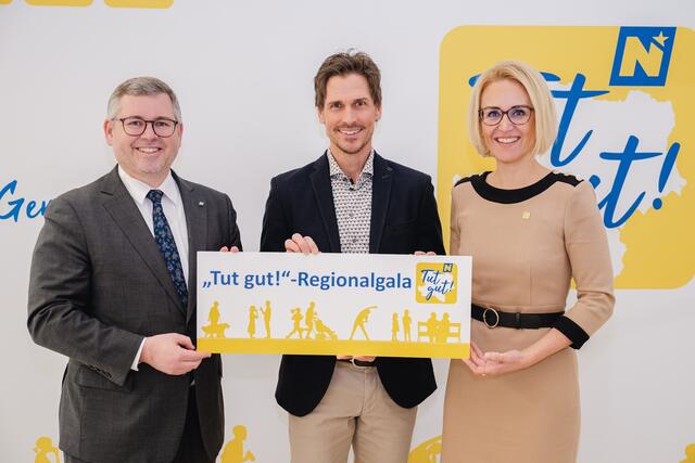 Landesrat Ludwig Schleritzko, Österreichs erfolgreichster Olympionike Felix Gottwald und „Tut gut!“-Geschäftsführerin Alexandra Pernsteiner-Kappl durften im Zuge der „Tut gut!“-Regionalgalas niederösterreichweit 215 gesundheitsförderliche Institutionen auszeichnen. | Foto: MS Fototeam | Martin Mathes