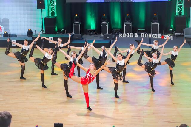 Platz 8 bei der Europameisterschaft und damit knapp den Finaleinzug verpasst hat die Formation Crazy Angels aus St. Ruprecht | Foto: Iris Bloder