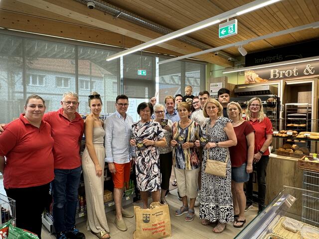 Das Geschäft hat nun auch am Sonntag geöffnet. | Foto: Gde. Neutal