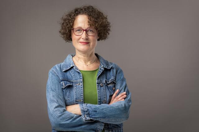 Auch Josefa Molitor-Ruckenbauer möchte auf die Anwohnerinnen und Anwohner hören.  | Foto: Karo Pernegger