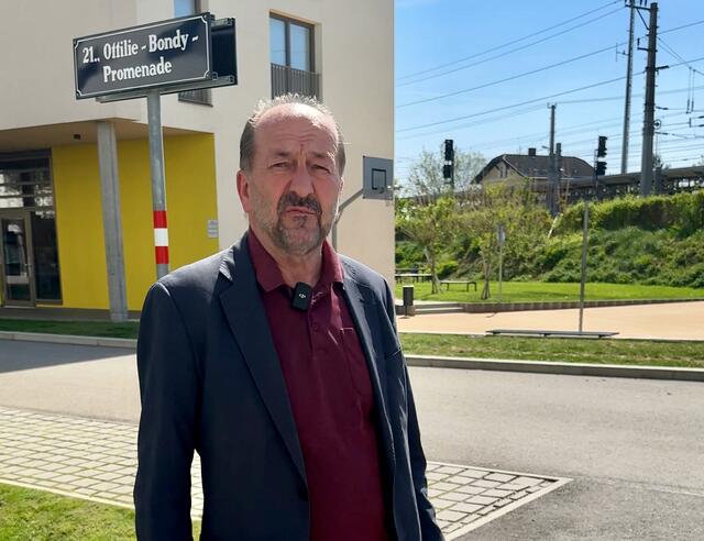 Die Grünen Floridsdorf mit Klubobmann Heinz Berger haben es sich zur Aufgabe gemacht, die restliche Bezirkspolitik an den gemeinsamen Beschluss des Masterplans zu erinnern. | Foto: MeinBezirk/Luise Schmid