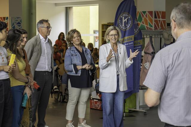 Ines Schiller und viele Besucher bei der Kiwanis Sommerakademie. | Foto: Catherine Ebser