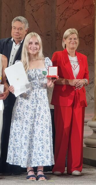 Elina Stary bei der Verleihung in der Wiener Hofburg | Foto: Privat