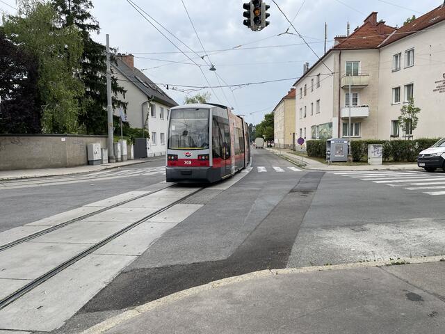 Die Kreuzung Kaiser-Franz-Josefs-Straße/Ketzergasse soll neu geregelt werden.  | Foto: Lisa Kammann