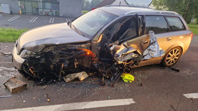 Zwei Verletzte forderte ein Unfall in Heiligenkreuz am Waasen. | Foto: FF Heiligenkreuz am Waasen