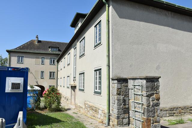 Das alte Zollhaus gehört seit sieben Jahren der Gemeinde. | Foto: Alexandra Goll