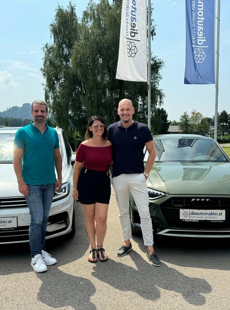 Die Automakler in Hunnenbrunn: Richard Beck, Nadja Kreiner-Odehnal und David Kreiner | Foto: Privat