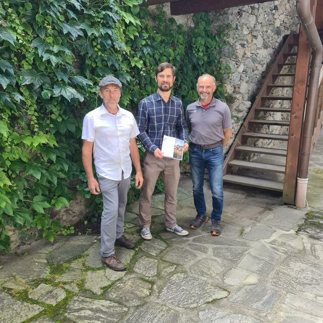 Die Initiatoren Achim Schütz, Franz Oberrainer und Heinrich Untergantschnig (v.l.) | Foto: Marktgemeinde Obervellach