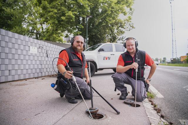 „Im Einzelfall müssen wir auch das ein oder andere Privatgrundstück betreten“, bitten die Techniker um Verständnis. | Foto: EVN / Daniela Matejschek