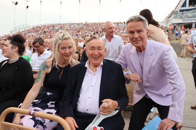 Simone und Richard Lugner mit Intendant Alfons Haider. | Foto: Sandra Koeune