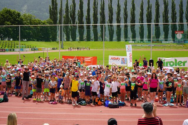  Insgesamt 13 Veranstaltungen des ASVÖ Leichtathletik Grand Prix gingen 2024 in ganz Tirol über die Bühne. 