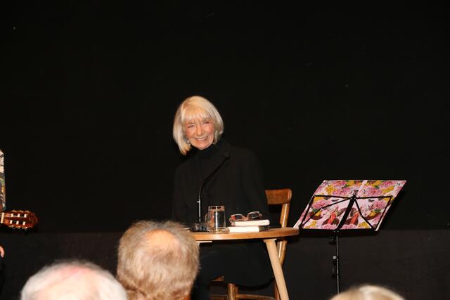 Erika Pluhar im Wirtstadl in Rangersdorf