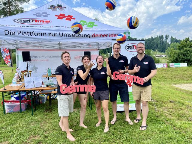 Das Organisationsteam: vl Stefan Mak, Aurora Rupeni, Magdalena Bina, Florian Friedrich und Marc Germeshausen