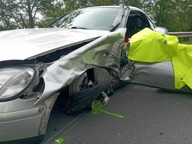 Ein schwerer Verkehrsunfall ereignte sich am Samstag bei Riedlingsdorf. | Foto: Feuerwehr Riedlingsdorf