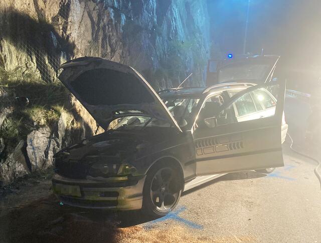 Der verwaiste PKW wurde von der Polizei aufgefunden. | Foto: Zoom-Tirol