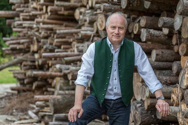 Unermüdlich war sein Einsatz für die steirische Landwirtschaft, aber auch weit darüber hinaus: Am Sonntag ist Landesrat a.D. Johann Seitinger in Graz verstorben. | Foto: Land Steiermark