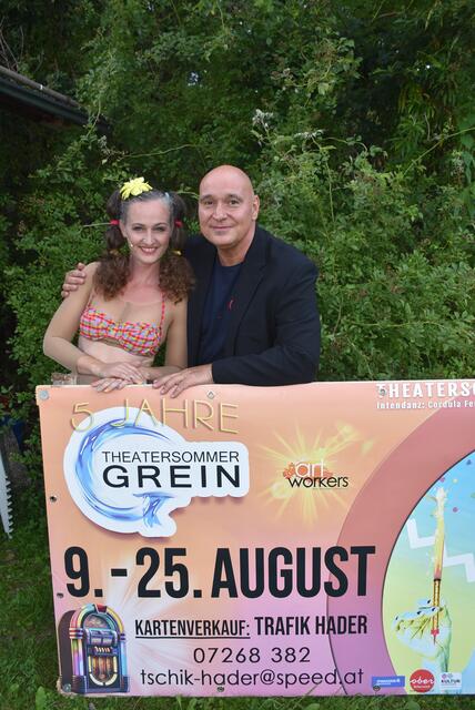 GREIN. Zum 5. Geburtstag des „Theatersommer Grein“ wird mit der Uraufführung „Happy Birthday, du Kuh“, gefeiert. Premiere ist Freitag, 9. August. | Foto: zin.