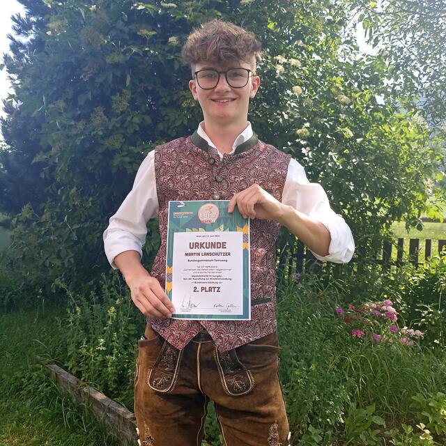 2. Platz Martin Lanschützer des BG Tamsweg mit der Arbeit "Alpensteinwild im Lungau – Von der Ausrottung zur Wiederansiedlung" | Foto: Martin Lanschützer/ Spar Österreich