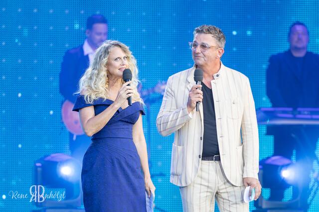 Barbara Schöneberger und Hans Sigl